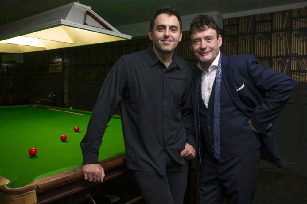 格莱姆斯首节11分后次节0分，康西尔半场12分成费城替补奇兵.