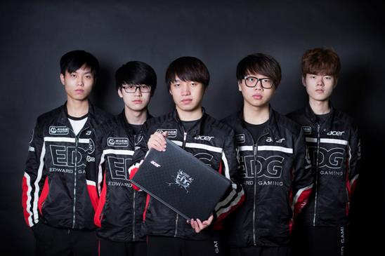 队担任球员 队担任球员